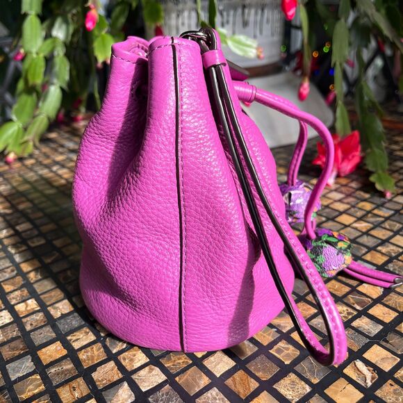 Coach Drawstring Pink Pouch Wristlet Pebbled Leather Bucket Bag Flowers - Picture 7 of 10